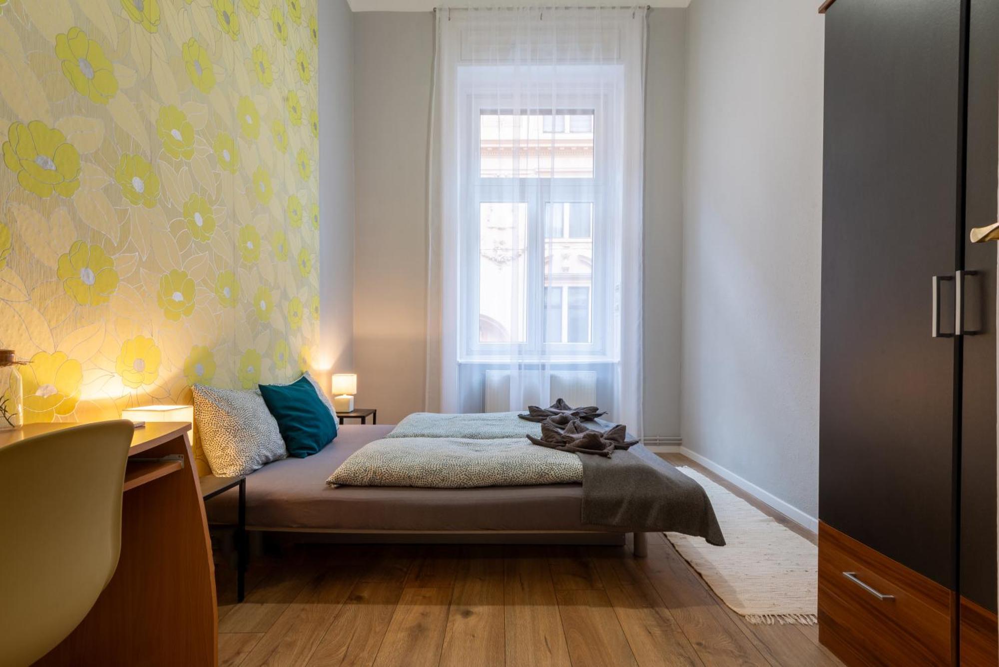 City Center Apartment Budapeste Exterior foto
