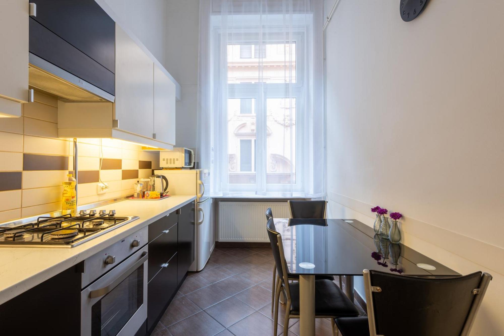 City Center Apartment Budapeste Exterior foto